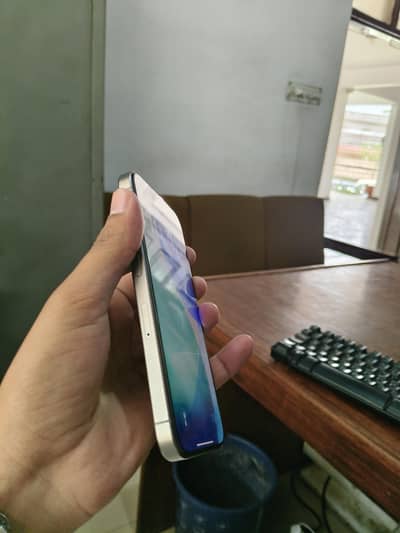 Apple iPhone 15 Pro