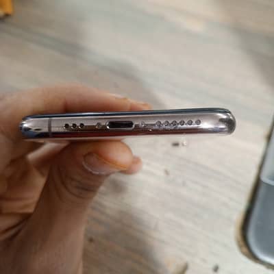 Apple iPhone XS