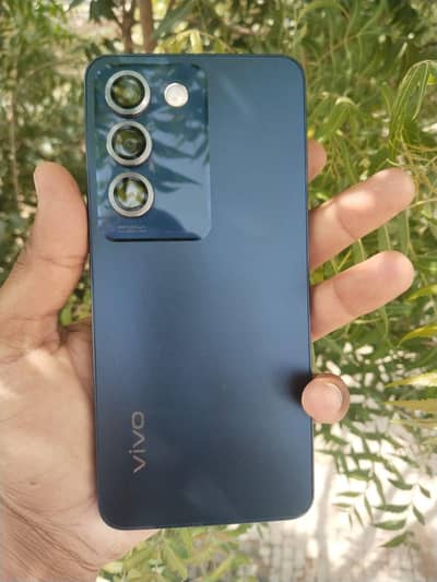 Vivo Y100