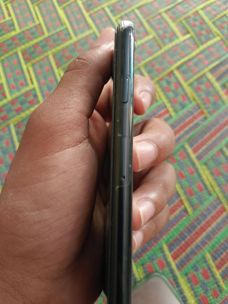 Apple iPhone SE 3