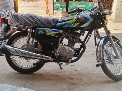370 km used bike hy number lga hua hy