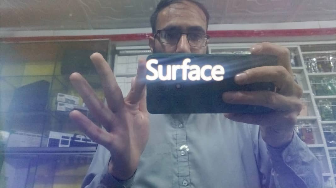 Microsoft surface i5 3rd 4/256  touch & type 0