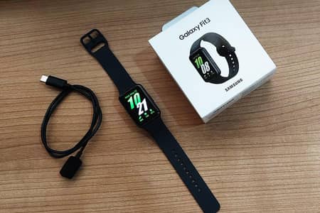 Smart watch Fit 3 Samsung  official product