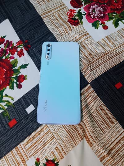 Vivo S1