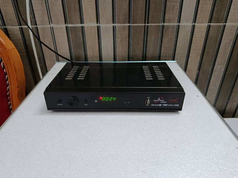 Three Dish with two receiver 0