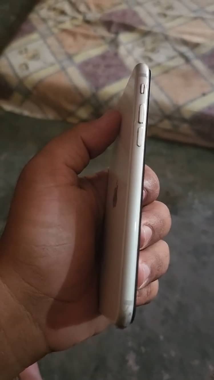 Apple iPhone SE 1