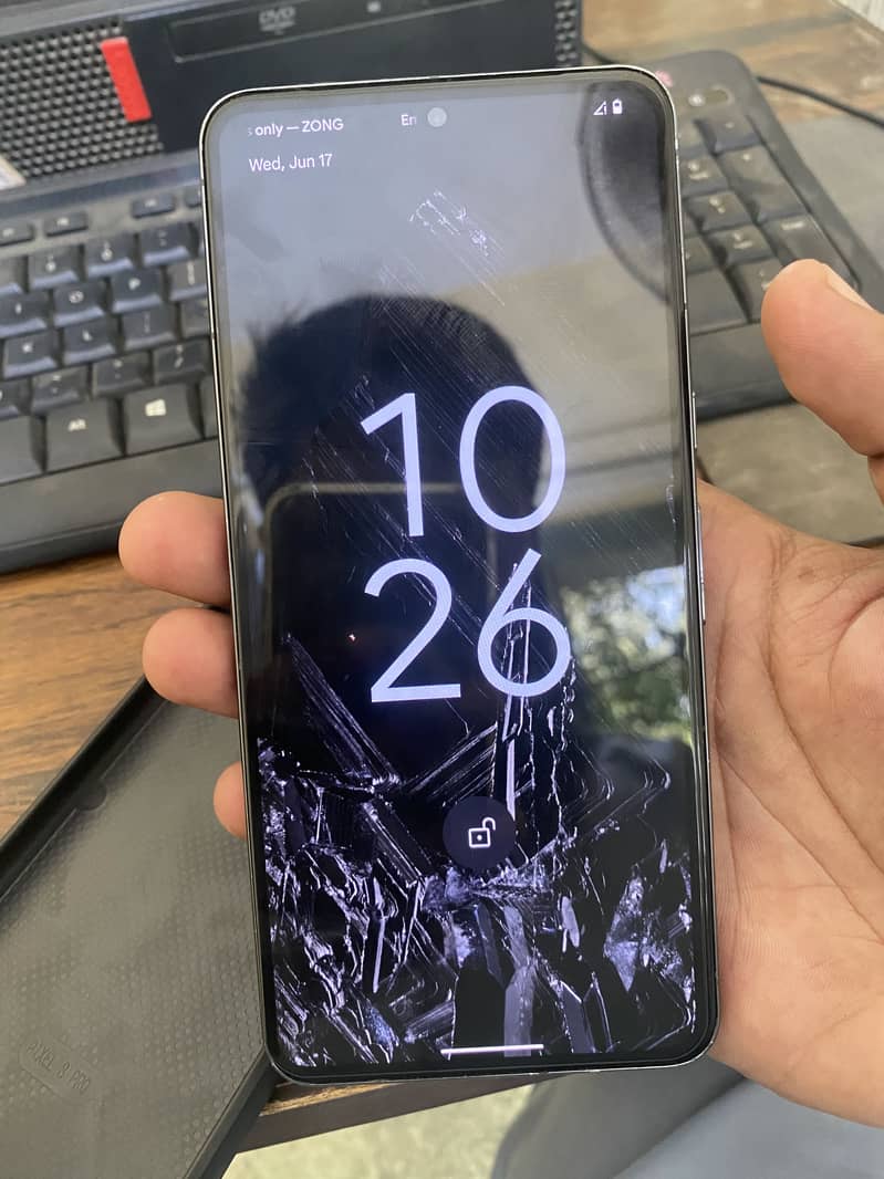 Google Pixel 8 Pro 2