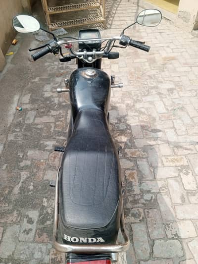 dhoom bike cd70