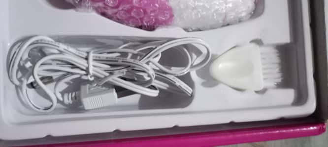 Hair removal machine