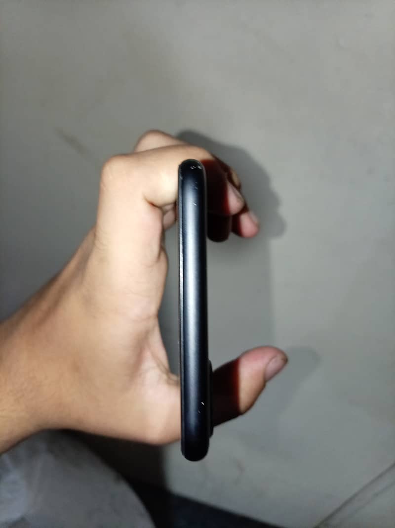 Apple iPhone 7 Plus 2