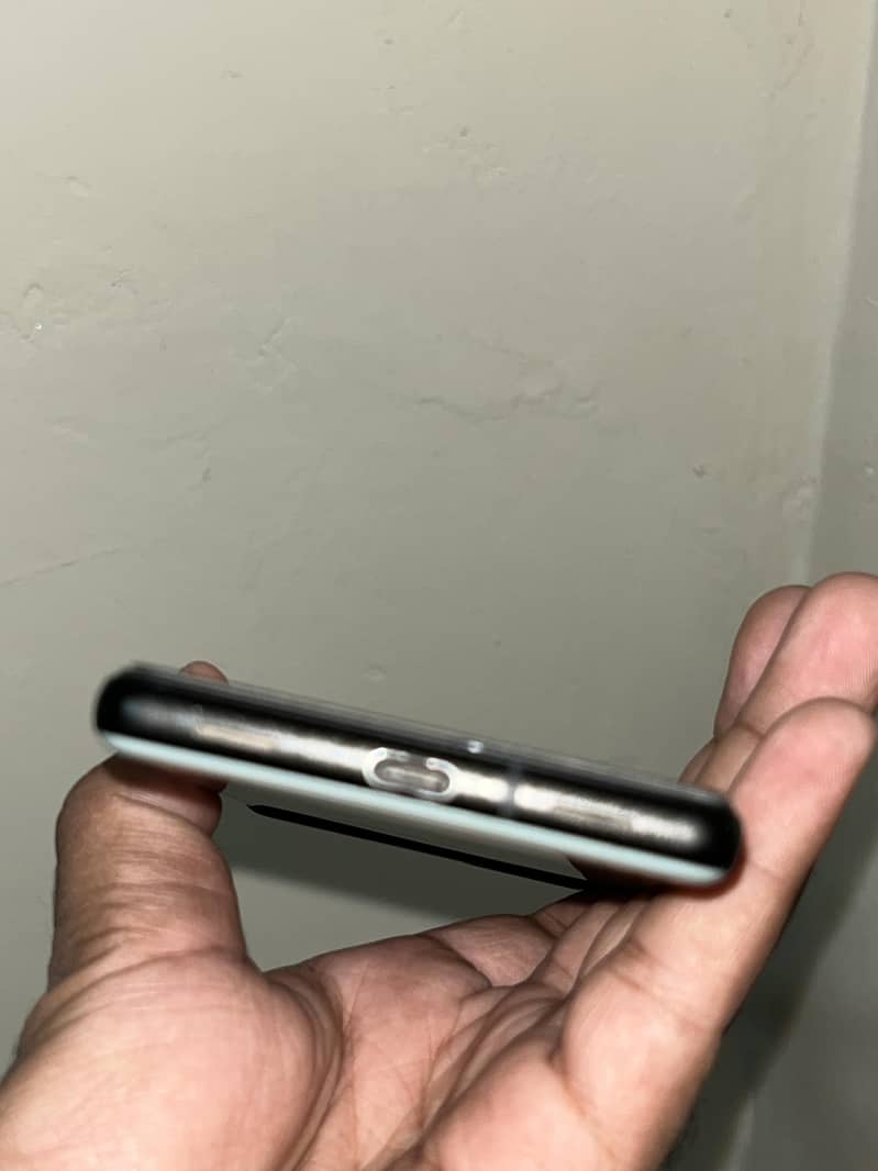 Google Pixel 6a 3