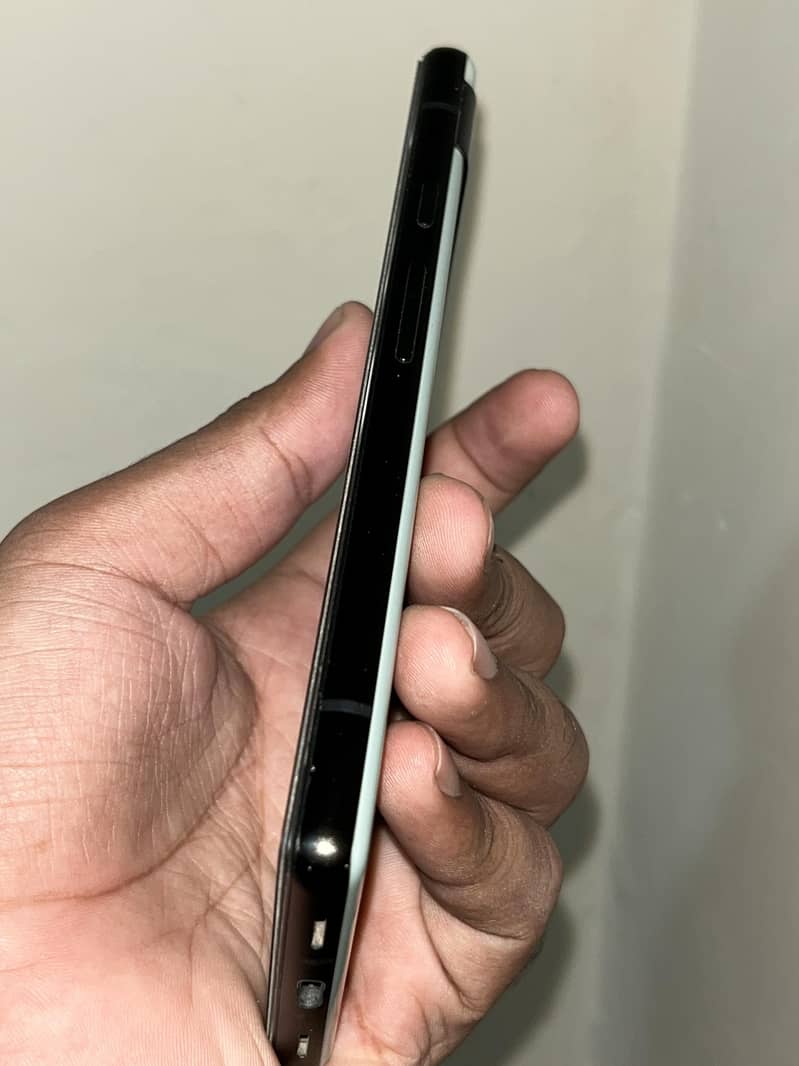 Google Pixel 6a 4