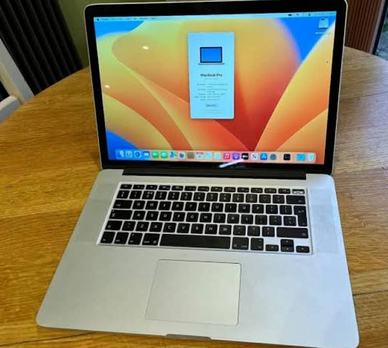 MacBook pro 2012 0