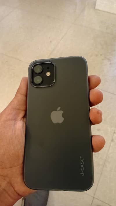 Apple iPhone 12