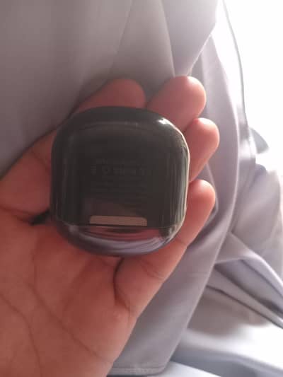 earbuds 590