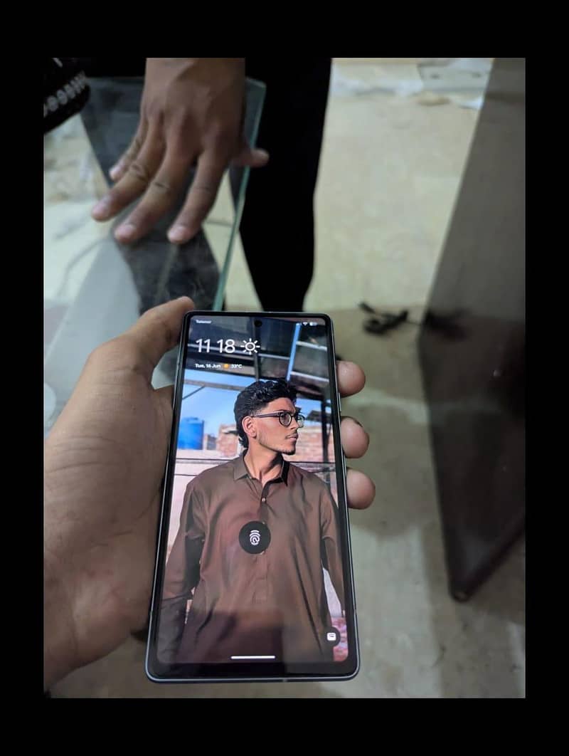Google Pixel 7a 1