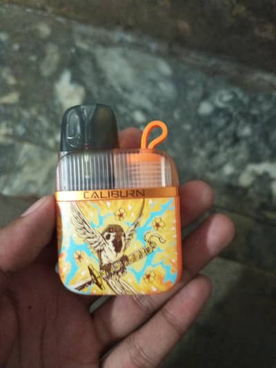 vapes
