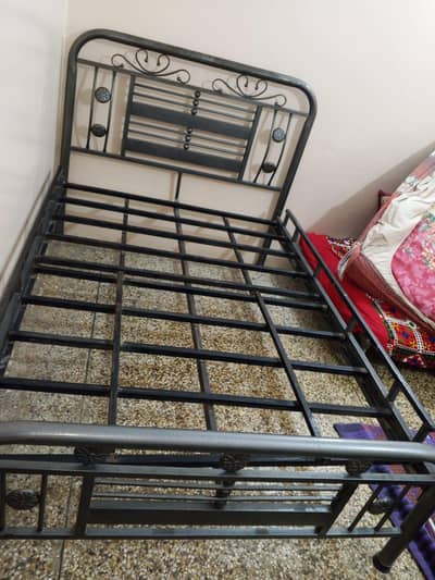 Best bed iron made condition ok