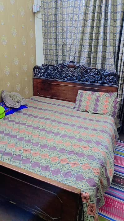 King bed and Dressing Table Chiniot Wooden