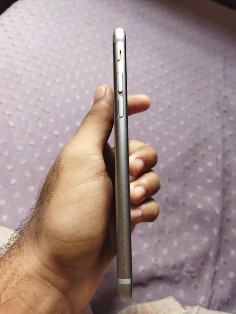 iPhone 6 3
