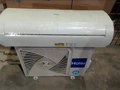Haier 1.5 ton Dc inverter heat and cool totally genuine good condition