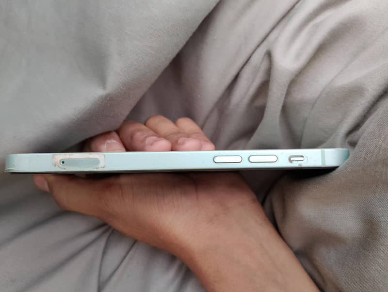 Apple iPhone 12 3