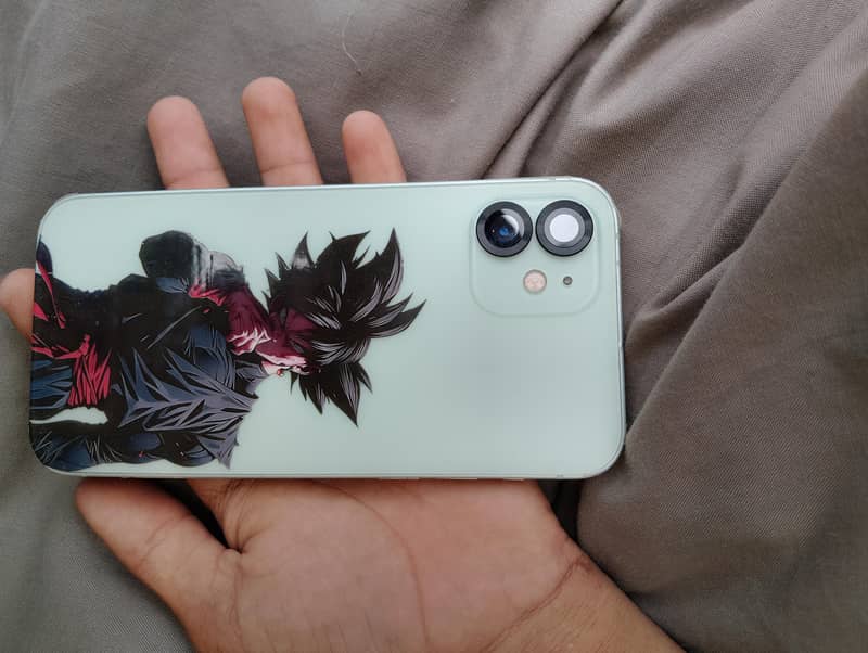 Apple iPhone 12 7