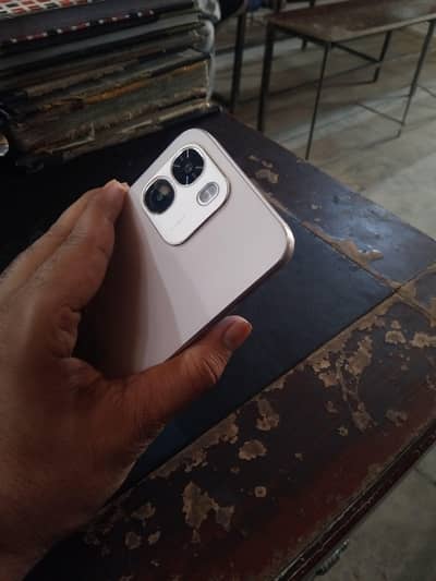 OPPO A6 ( 8+256 GB)