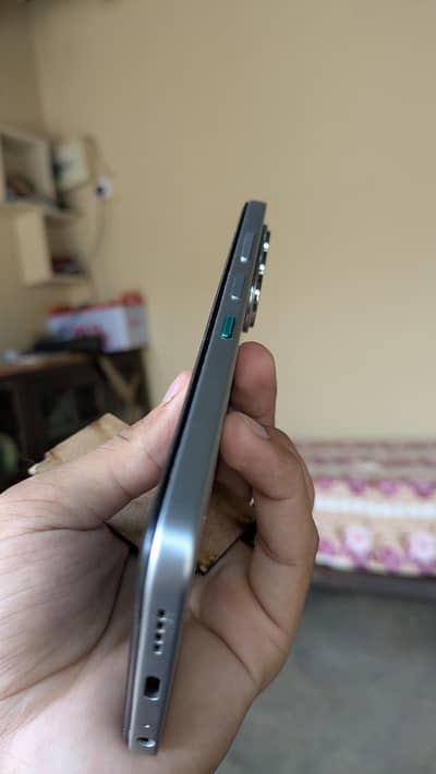 Infinix Hot 60i