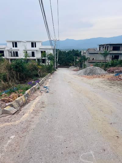 Fair-Priced 13 Marla Residential Plot Available In Bani Gala