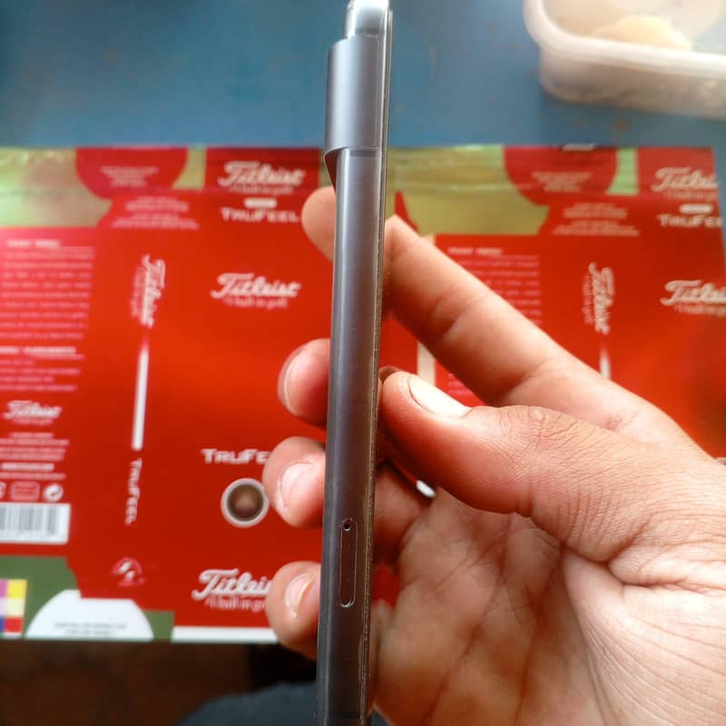 Google Pixel 8 2