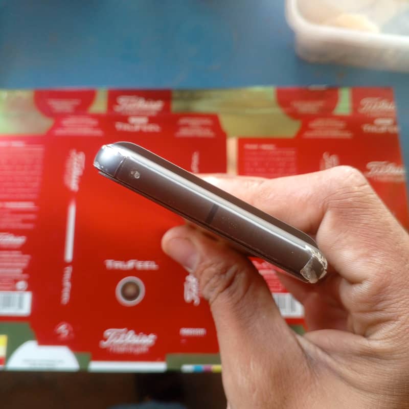 Google Pixel 8 3