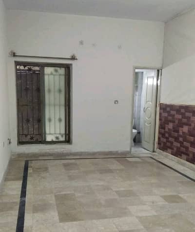 Ready To Rent A Upper Portion 1500 Square Feet In I-10
