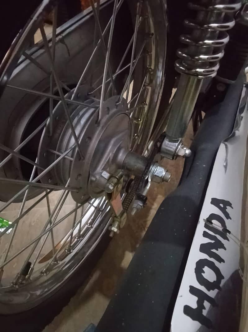 bilkl new condition 7