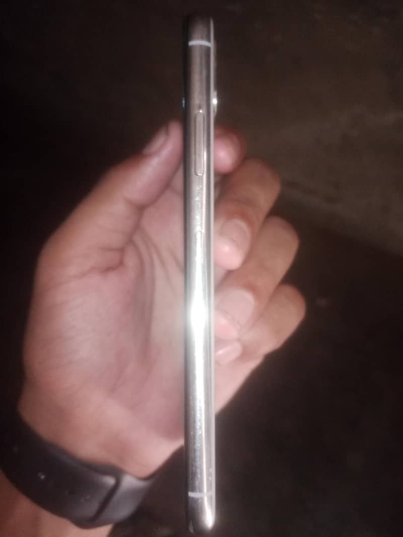 Apple iPhone X 2