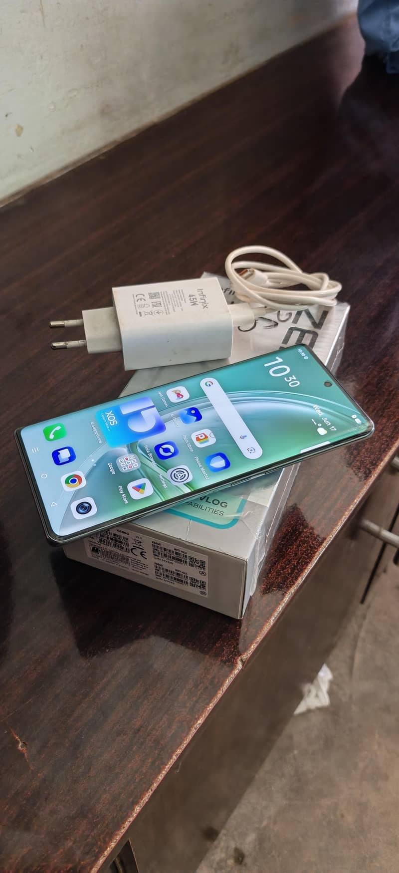 Infinix Zero 40 1