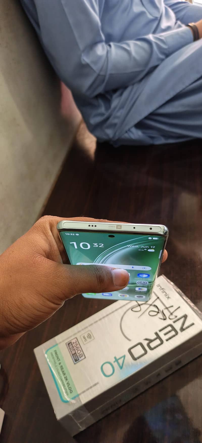 Infinix Zero 40 6