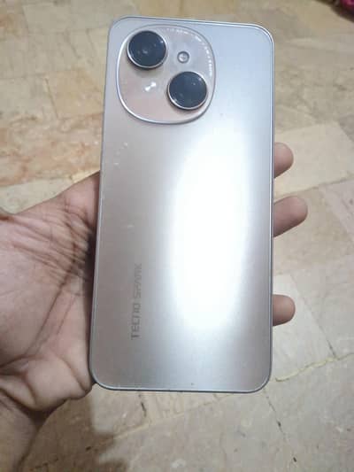 Tecno Spark Go 1