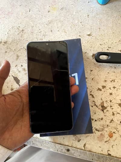 Vivo V21