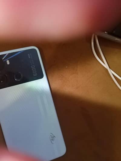 Itel P40