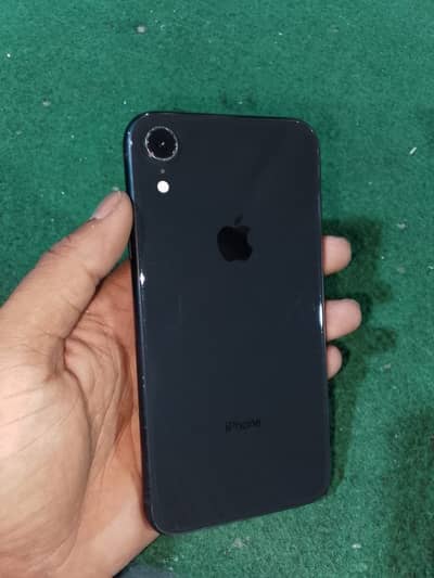 Apple iPhone XR