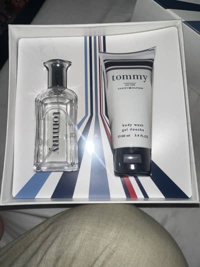 Tommy Hilfiger perfume and body wash gel
