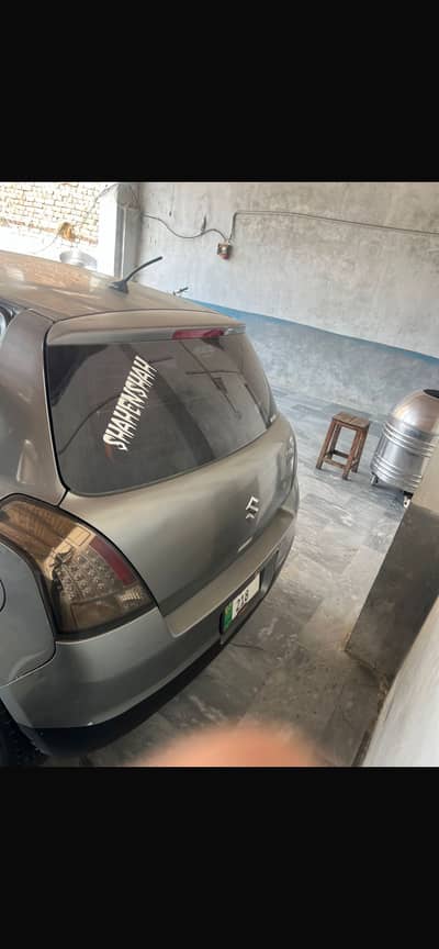 Suzuki Swift 2011