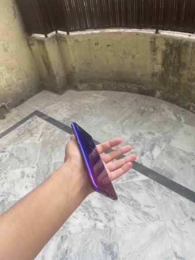 Vivo v11i 8/256