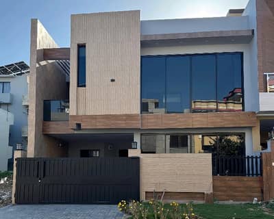8 Marla House For Sale In MPCHS - Block E