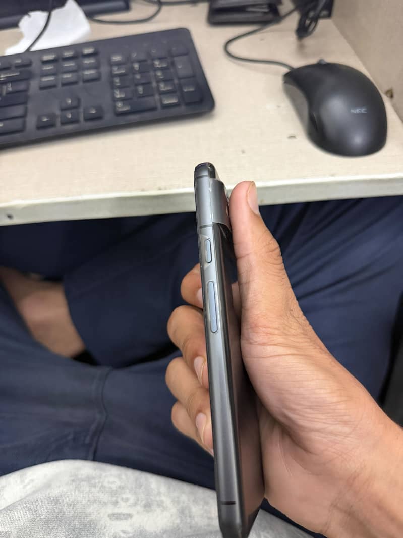 Google Pixel 8 1