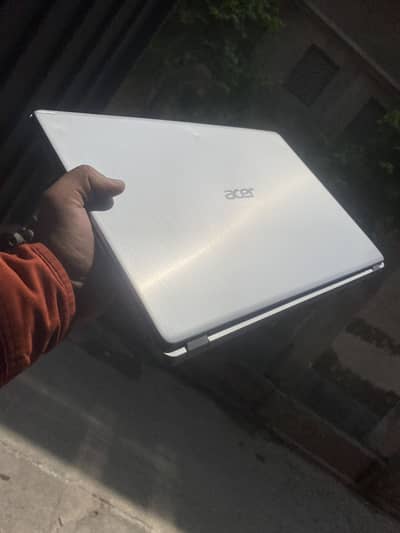 Acer Aspire 5 A515-45 -AMD Ryzen 3-5300U (dual fan)8gb/256ssd+numaric