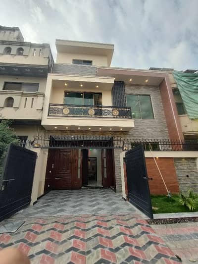 4 Marla Like Brand New House For Sale In G. 13