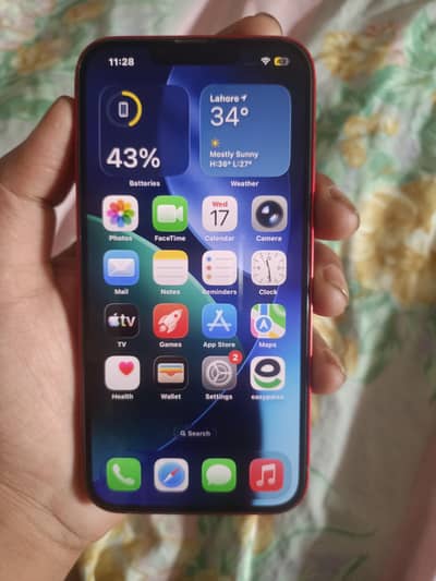 Apple iPhone 13