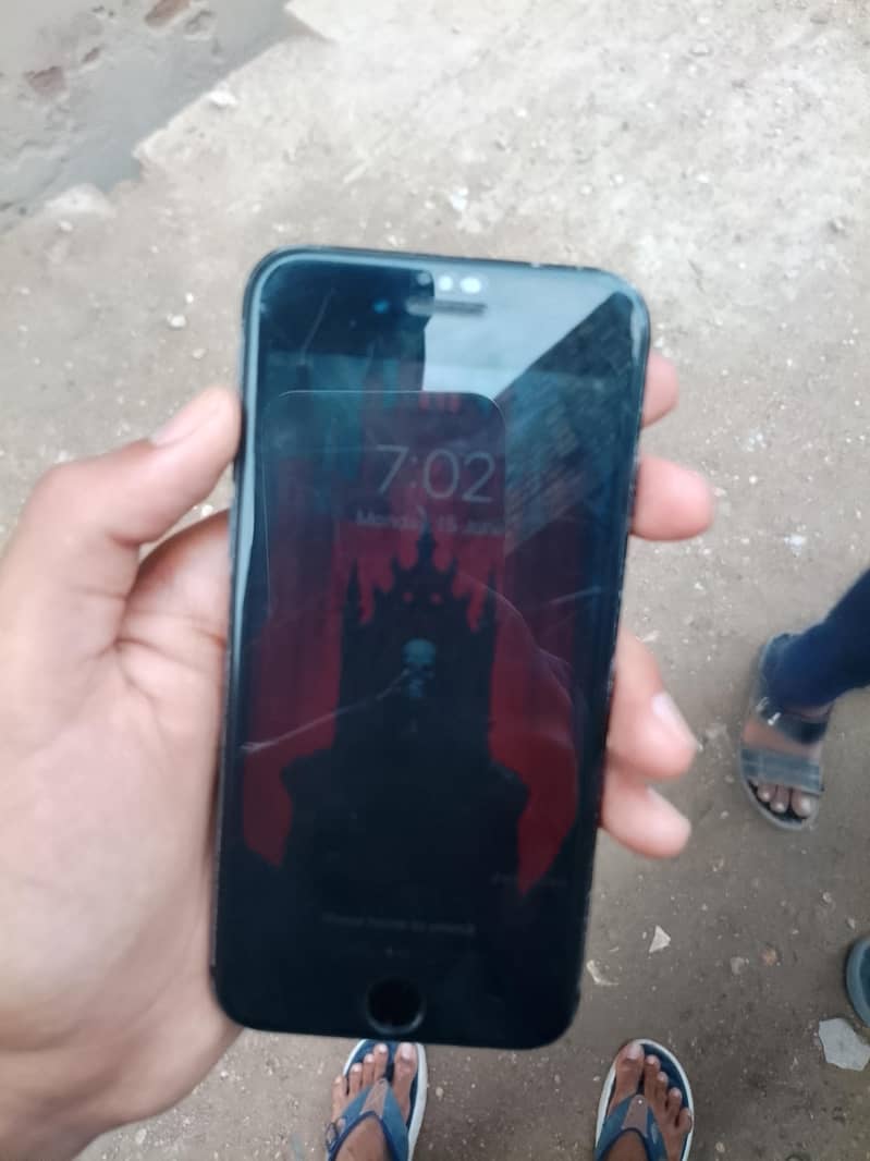 Apple iPhone 7 5